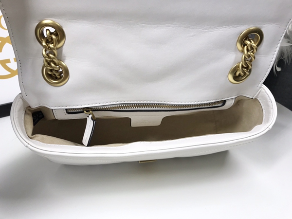 激安グッチバッグコピー着用イメージ